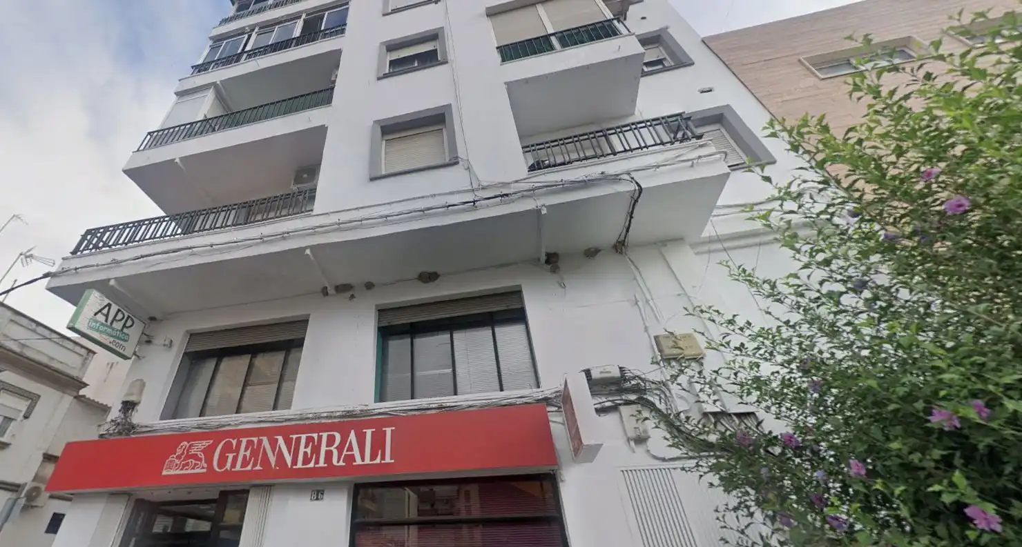 Casa in vendita a 28 DE FEBRERO, imagen 2