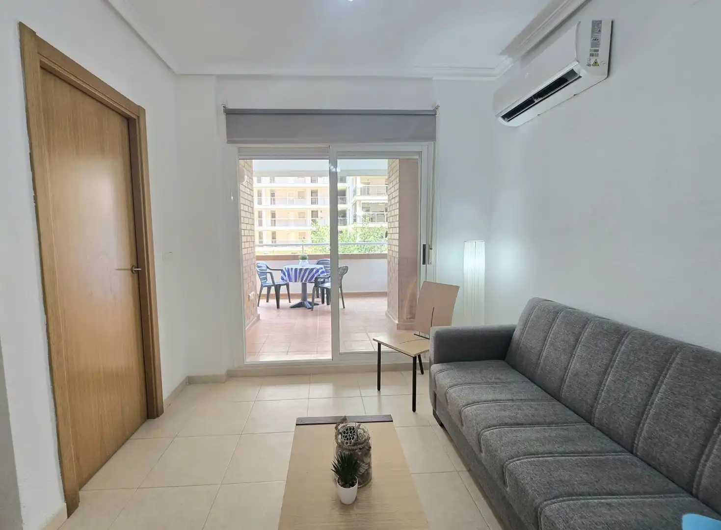 Apartament amb terrassa en venda a AMPLARIES 37, imagen 13