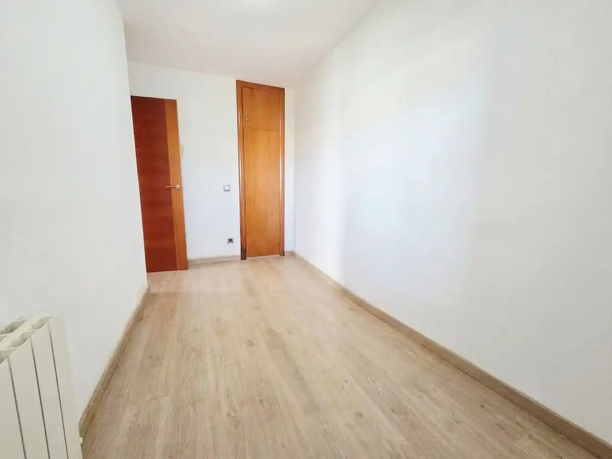 Habitación de Piso en venta en Terrassa con Calefacción, Parquet y Terraza