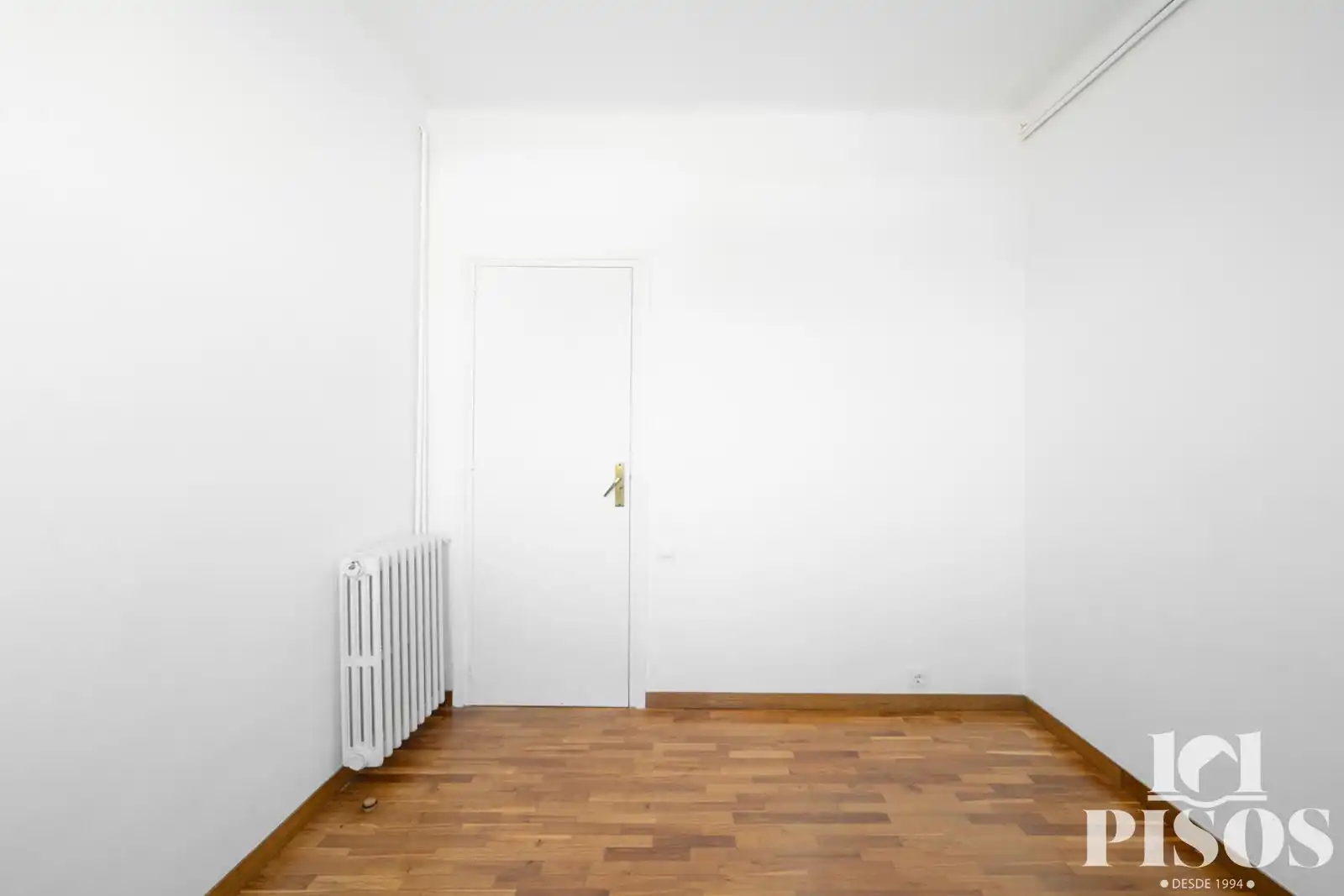 Habitación de Ático en venta en Barcelona con Aire acondicionado, Calefacción y Parquet