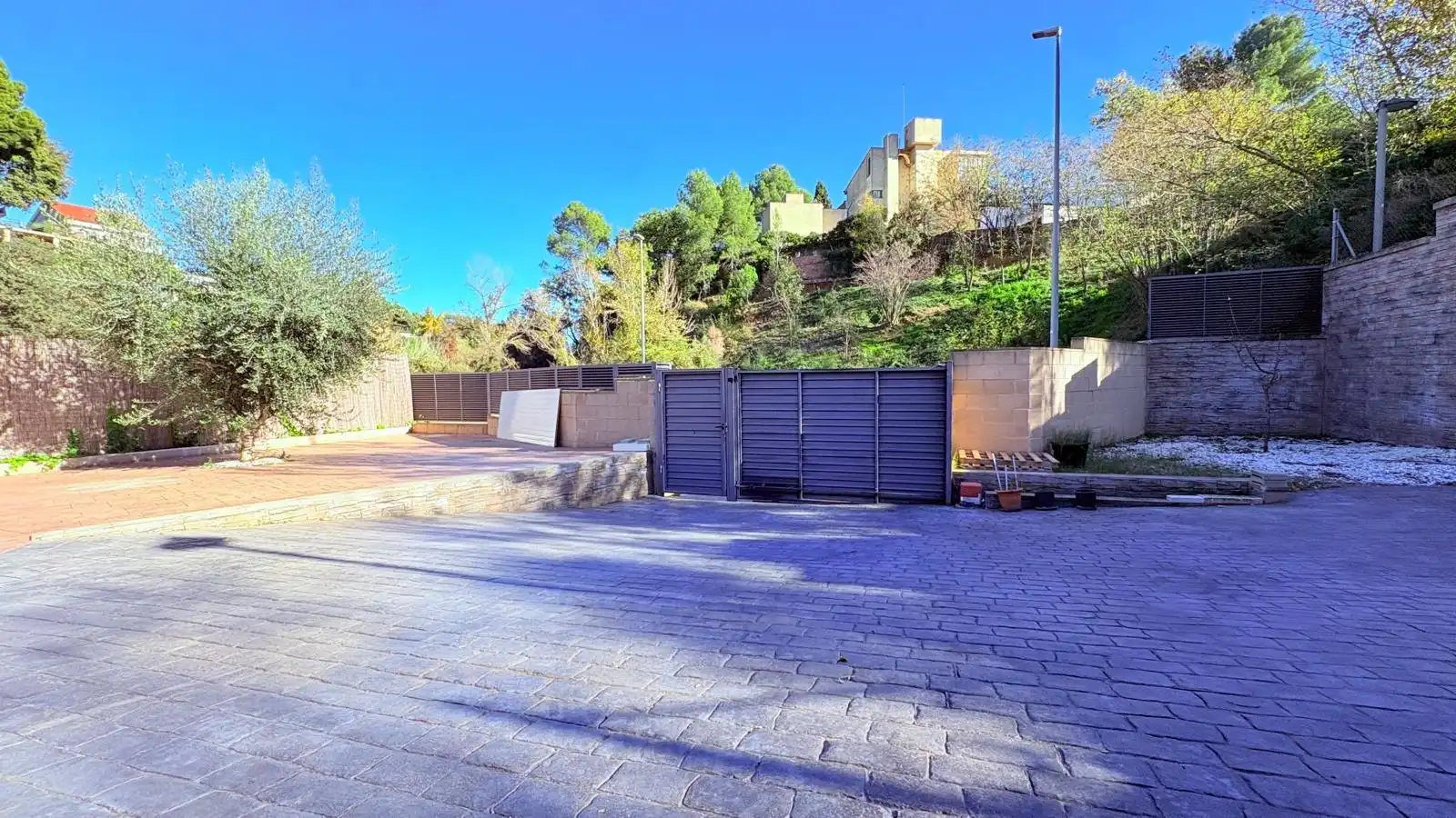 Vista exterior de Casa o chalet en venta en Castellar del Vallès con Aire acondicionado, Jardín privado y Terraza