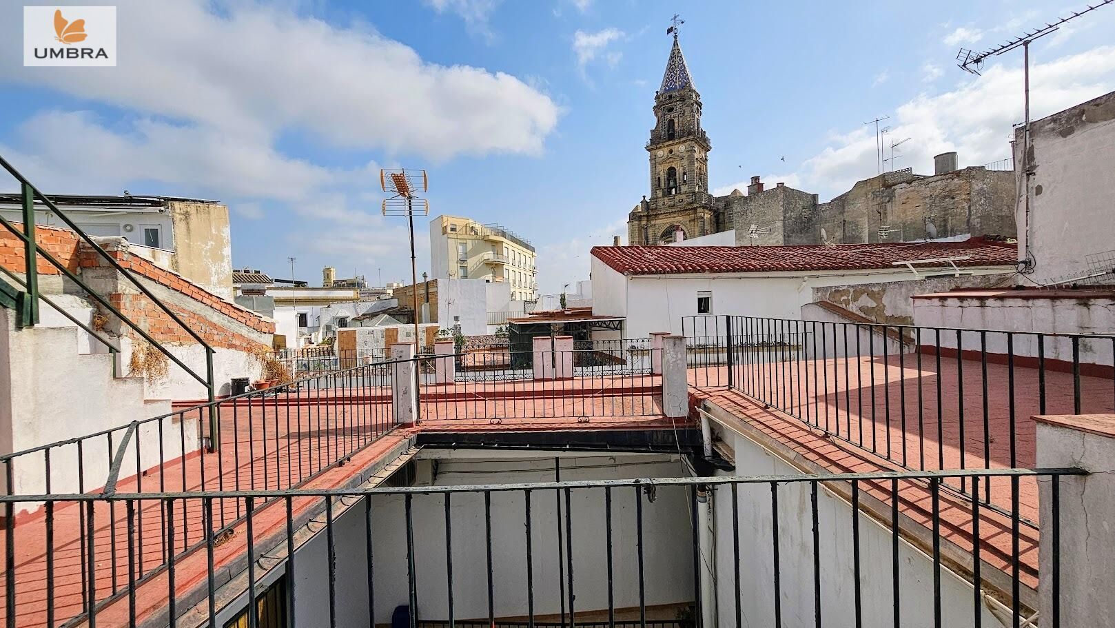 House or chalet for sale in Calle Berrocalas, Centro
