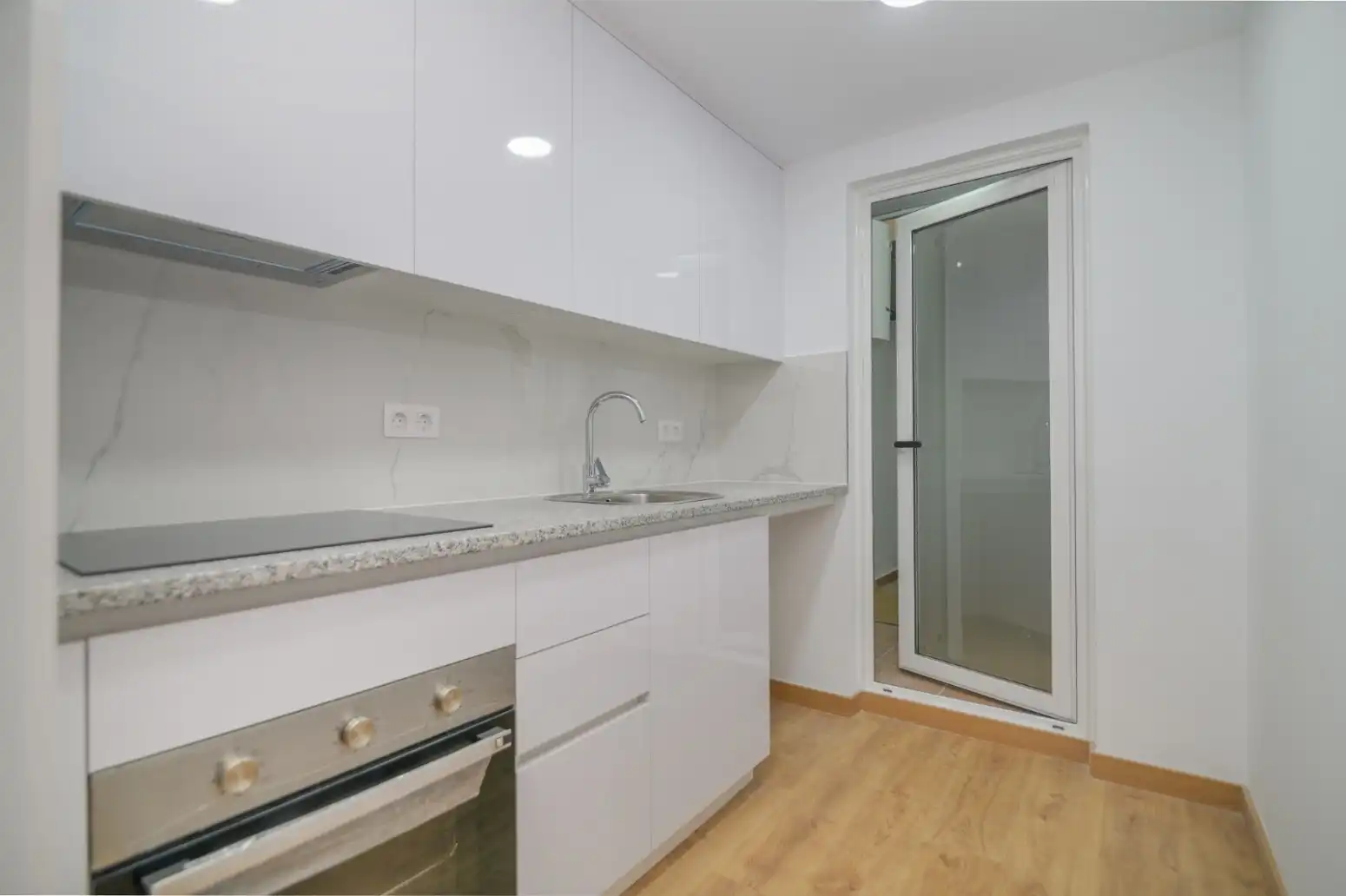 Kitchen of Flat for sale in Sant Boi de Llobregat  with Parquet flooring
