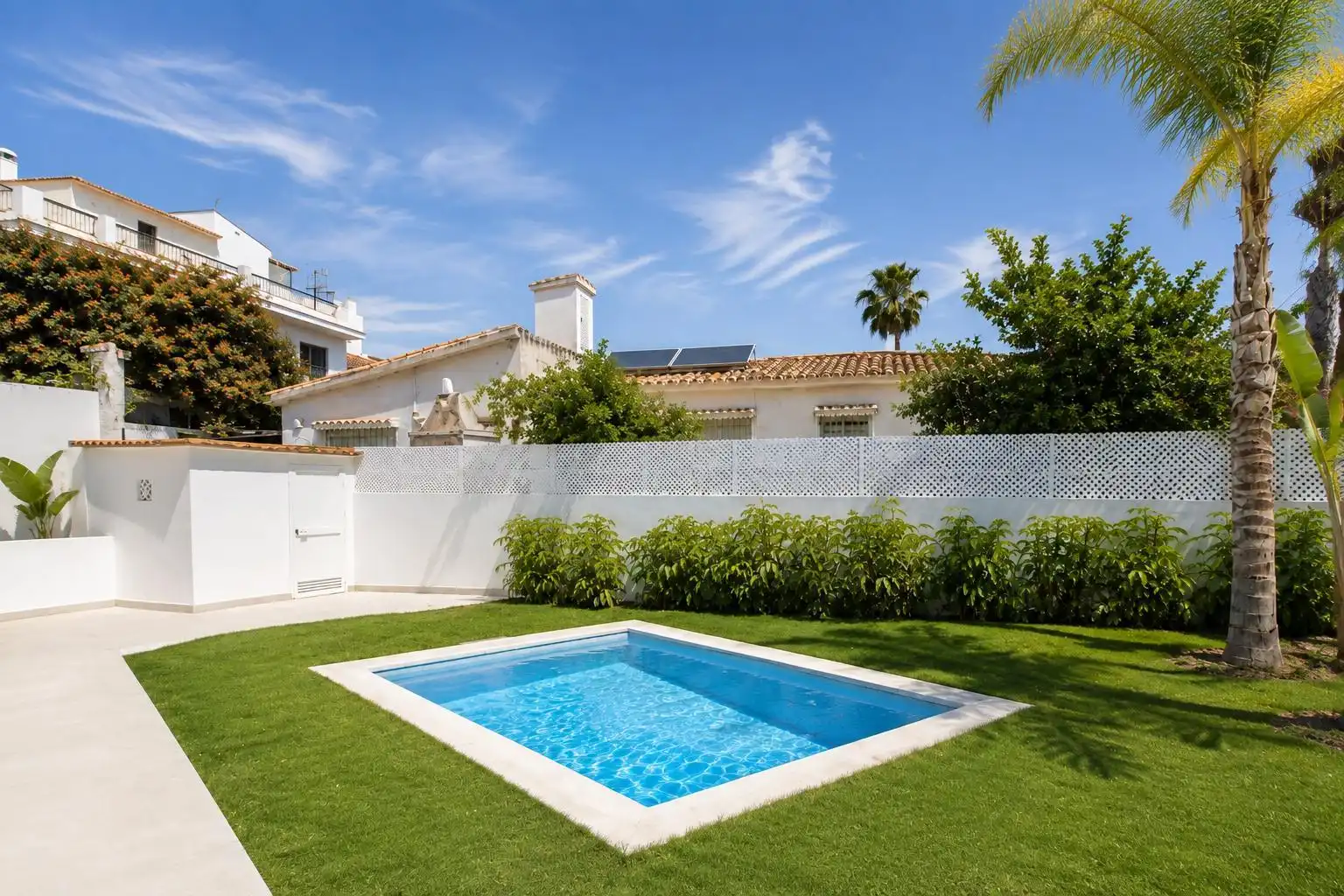 Jardí de Casa o xalet en venda en Fuengirola amb Aire condicionat, Terrassa i Traster
