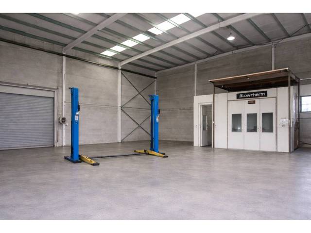 Local comercial en Alquiler en Calle Ponent, 13 en L'Alqueria de la Comtessa