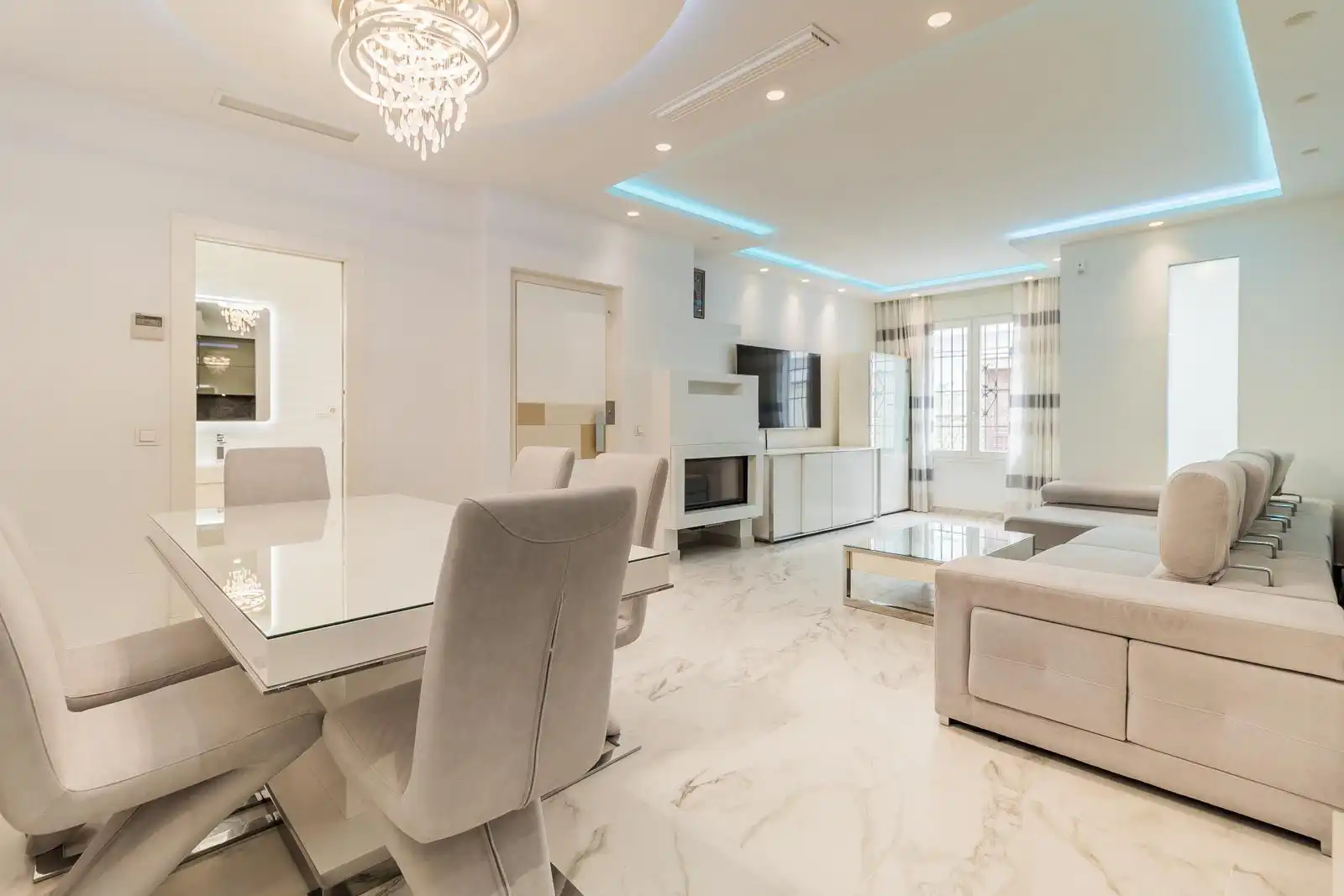 Terraced house with terrace for sale in Calle Parque Central 5, imagen 17