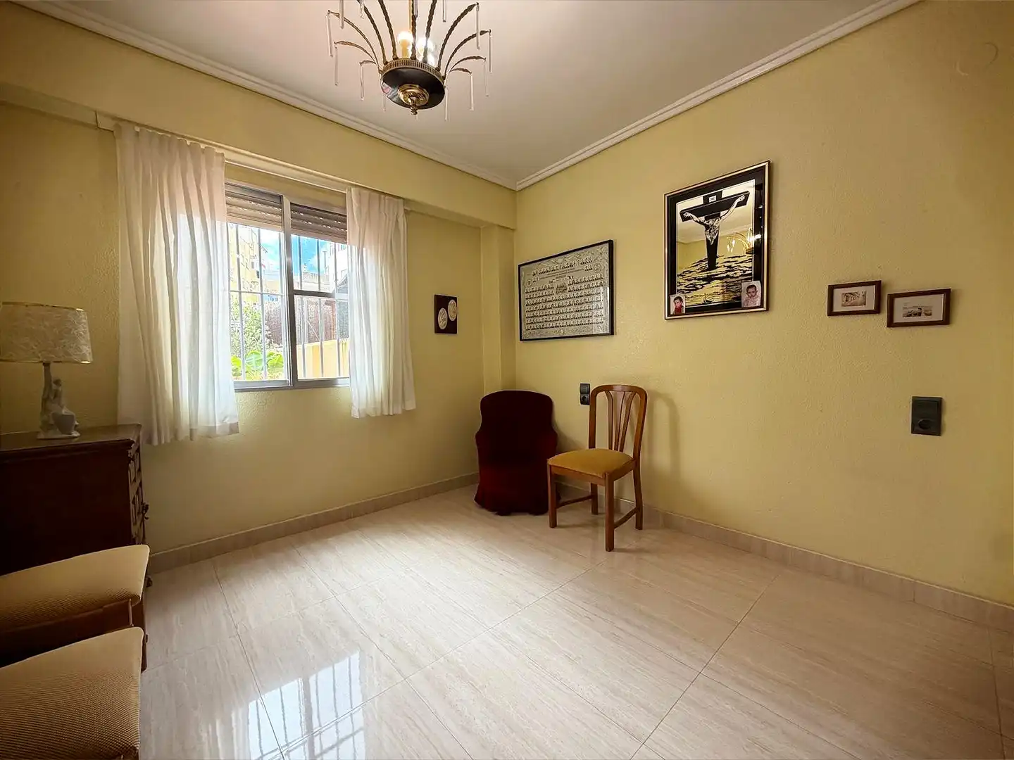 Habitación de Piso en venta en Ausias March