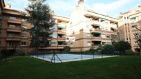 Garden of Flat for sale in  Madrid Capital  with Heating