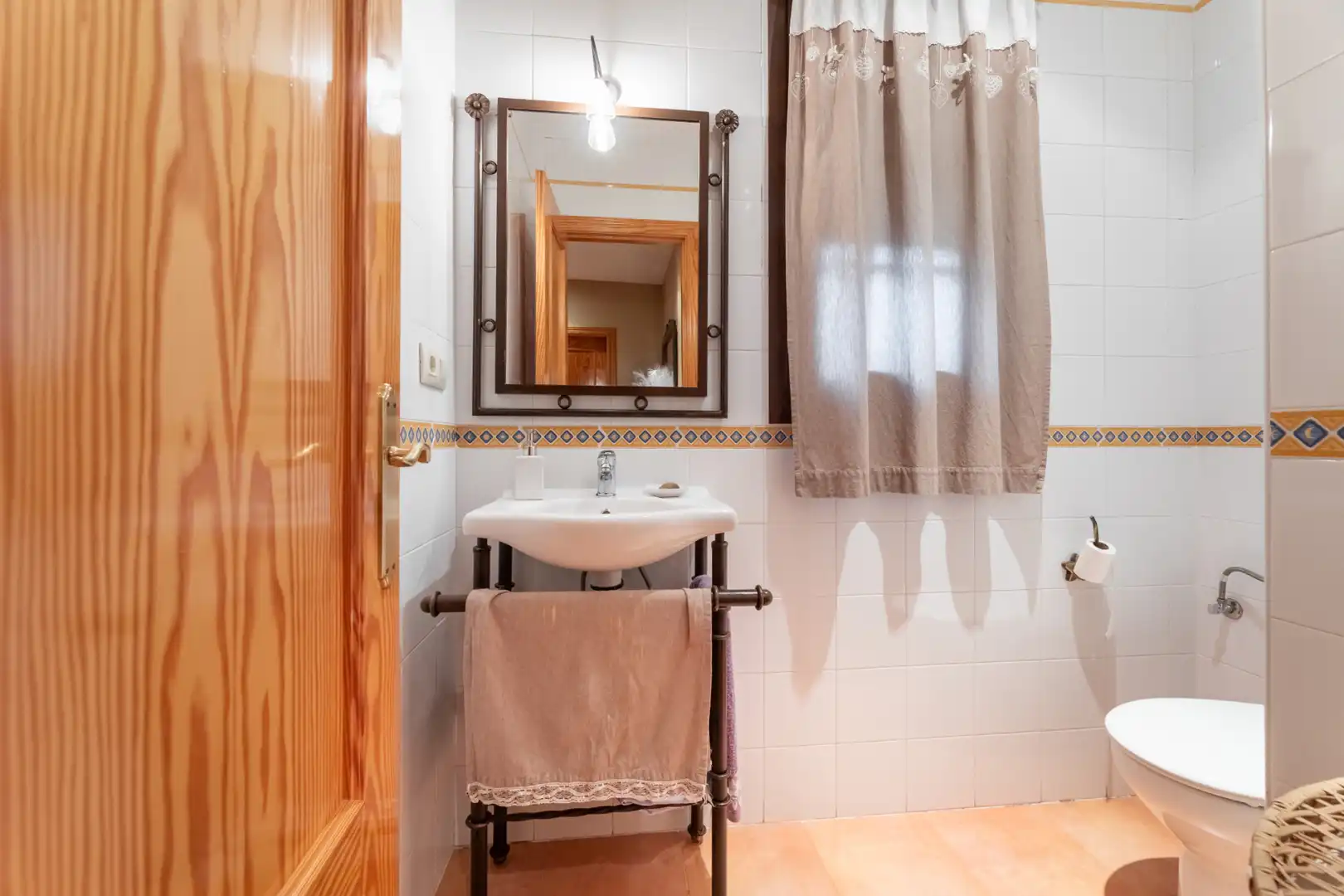 Baño de Casa o chalet en venta en Navalcarnero con Calefacción, Jardín privado y Terraza