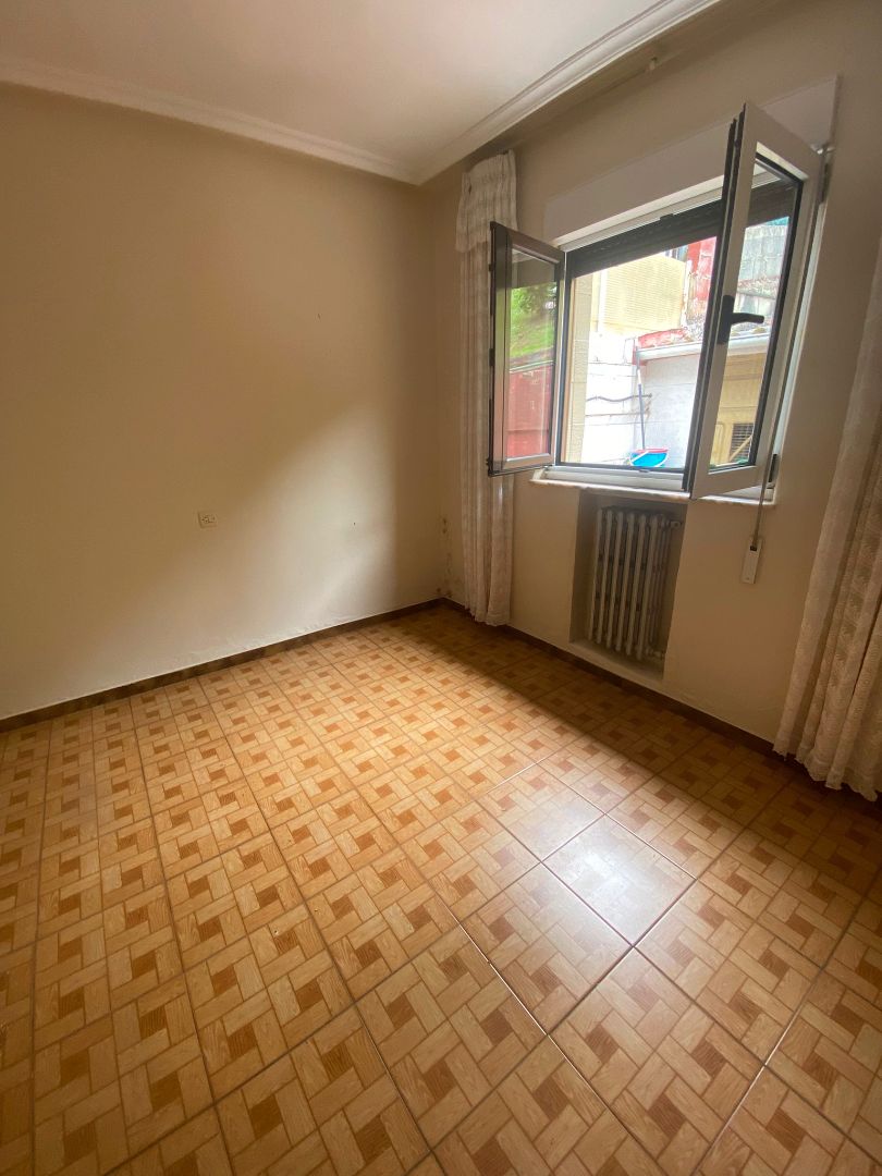 Dormitori de Casa o xalet en venda en Langreo amb Calefacció, Terrassa i Traster