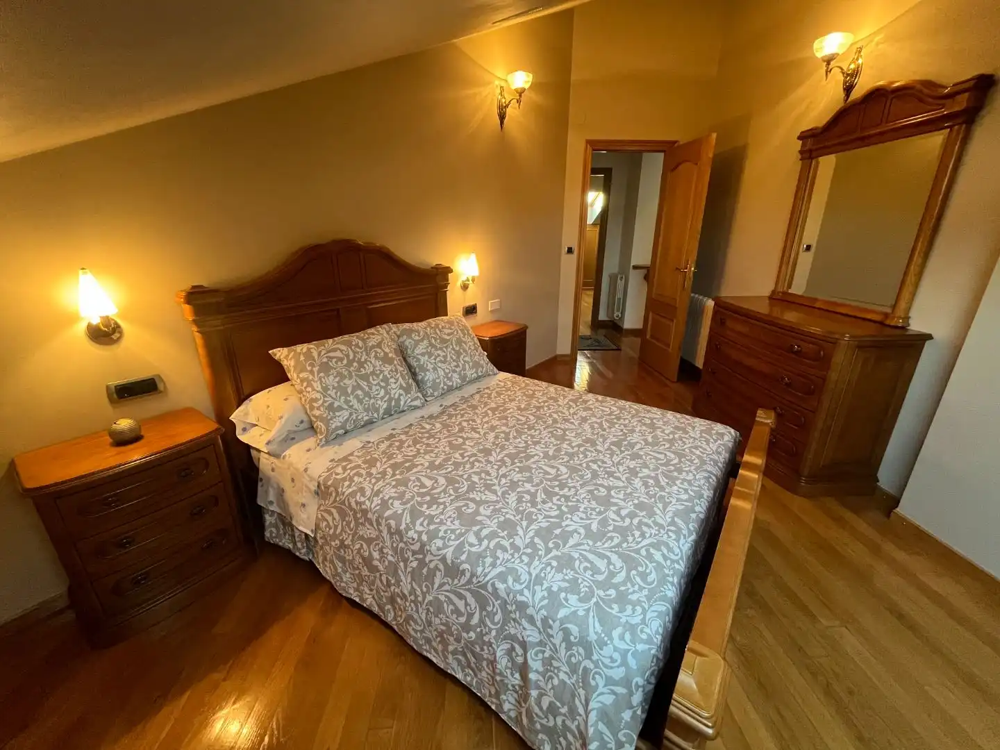Bedroom of Duplexes for sale in Monforte de Lemos  with Heating, Private garden and Parquet flooring