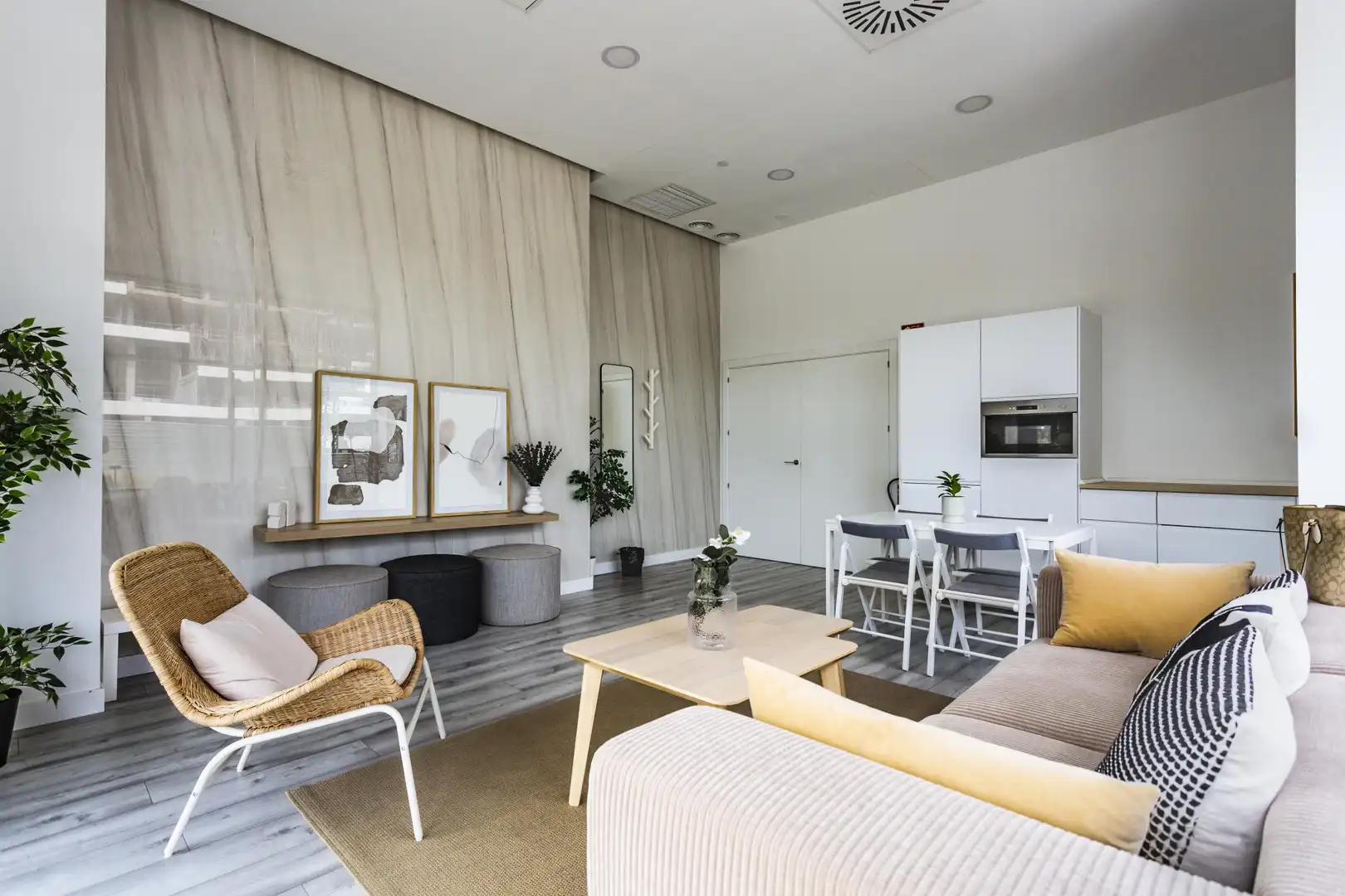 Wohnzimmer von Wohnung zum Verkauf in Málaga mit Schwimmbad und Gemeinschaftspool