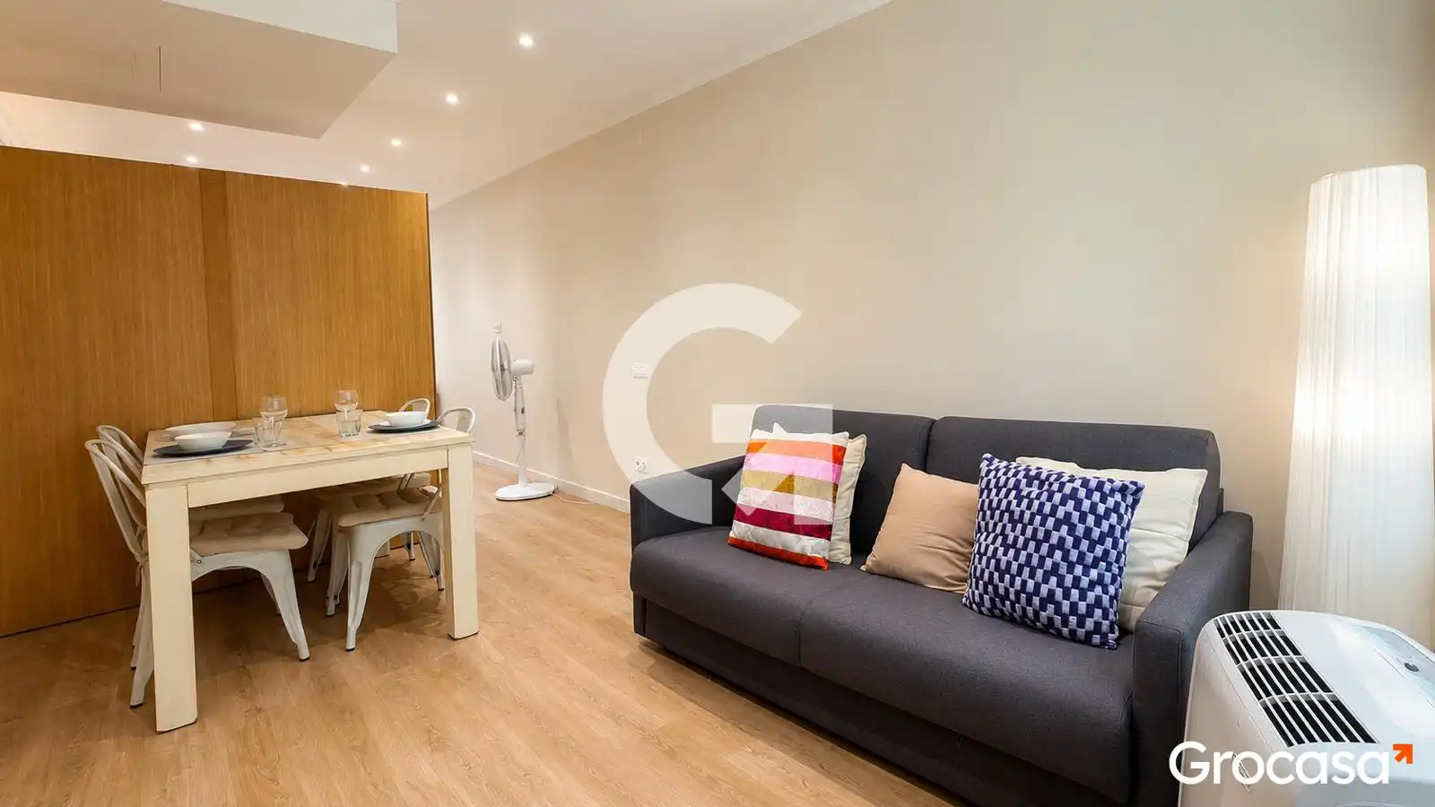 Living room of Flat for sale in Barcelona  with Heating, Furnished and Oven