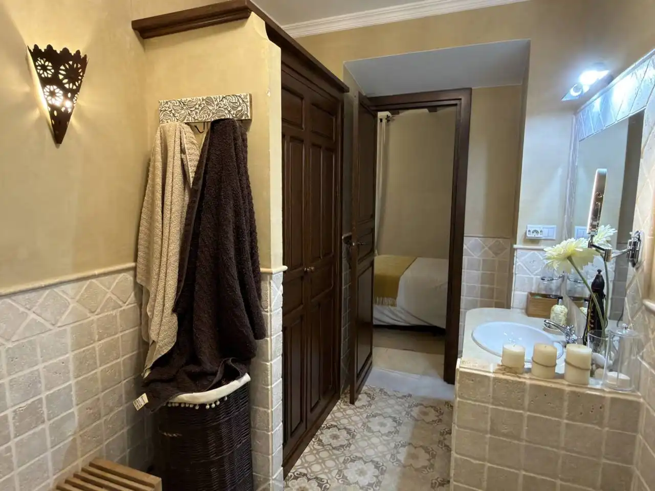 Bathroom of Houses for sale in Osuna  with Air Conditioner and Terrace