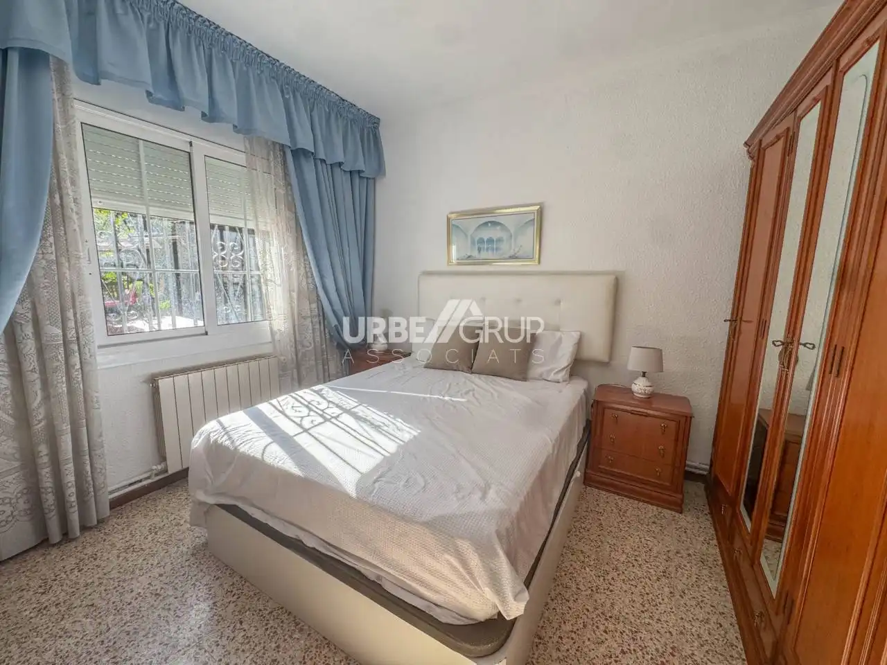 Schlafzimmer von Haus oder Chalet zum Verkauf in Sant Esteve Sesrovires mit Klimaanlage, Heizung und Terrasse