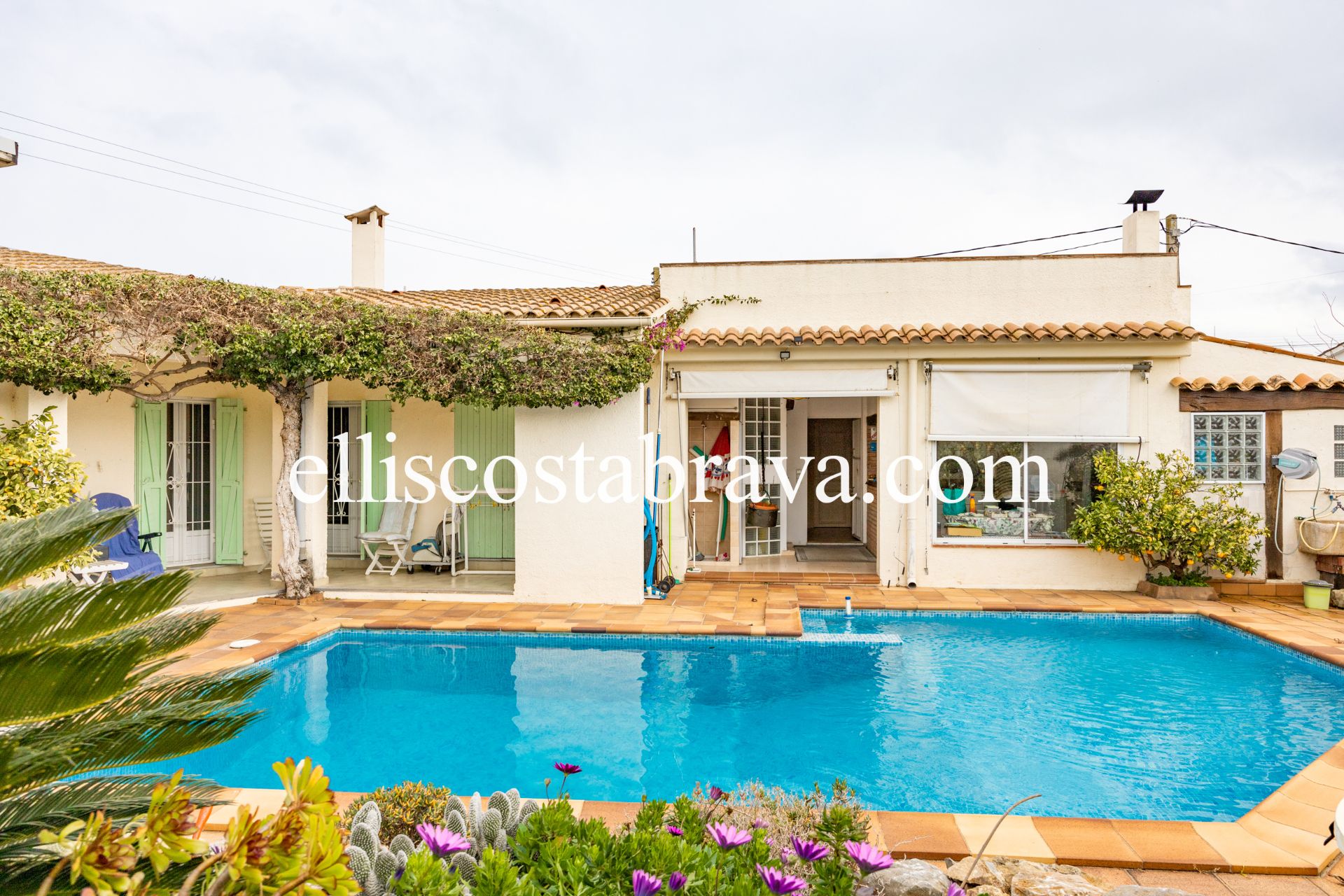 House or chalet for sale in Riells, L'Escala