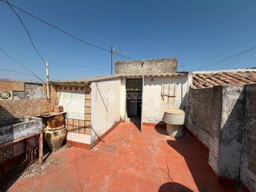 Casa aparellada en venda a Torredonjimeno