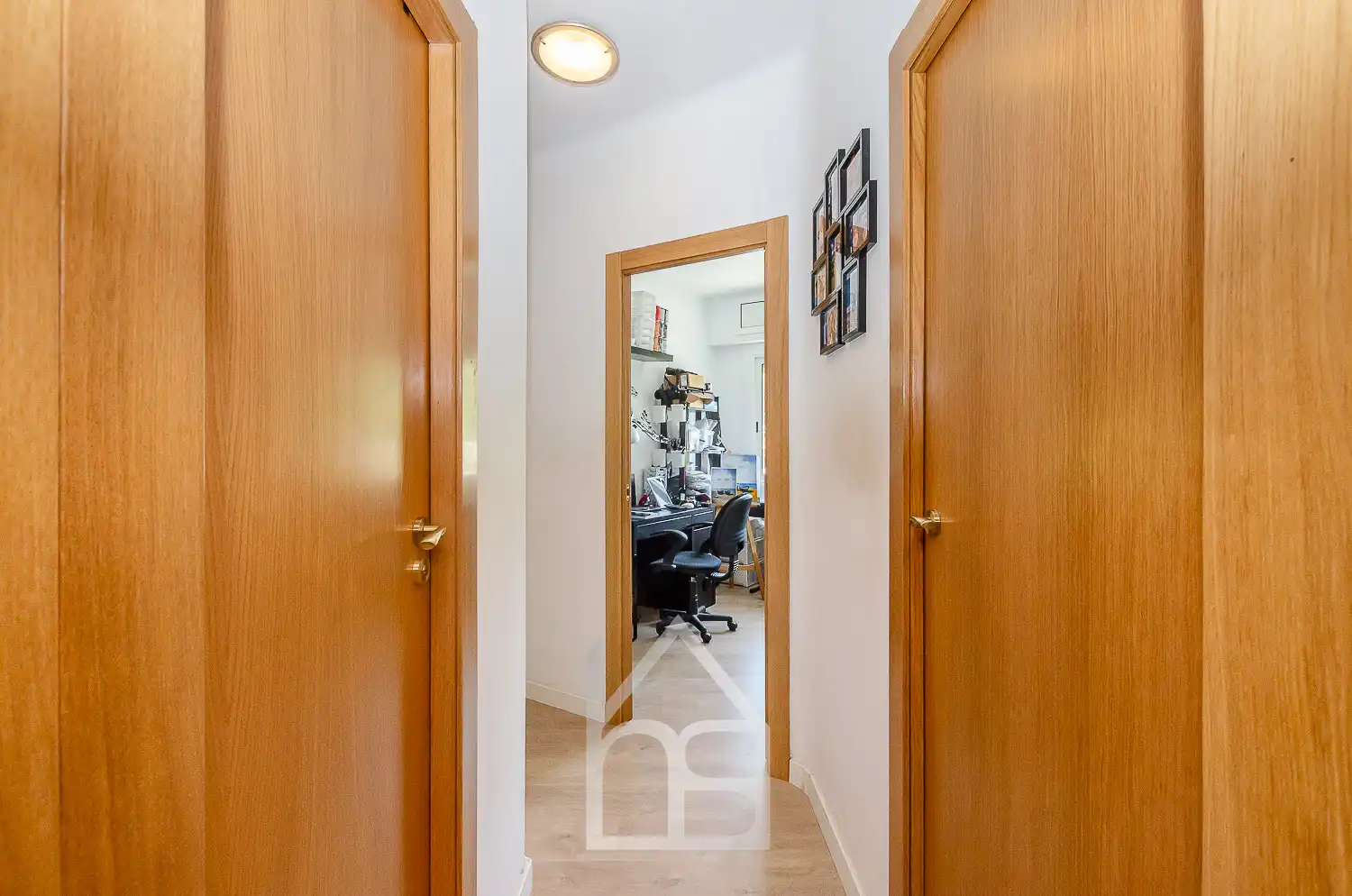 Flat for sale in Cornellà de Llobregat  with Air Conditioner, Heating and Parquet flooring