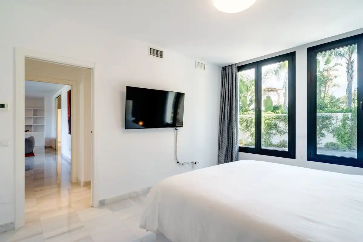 Dormitori de Casa o xalet de lloguer en Marbella amb Aire condicionat, Jardí privat i Traster