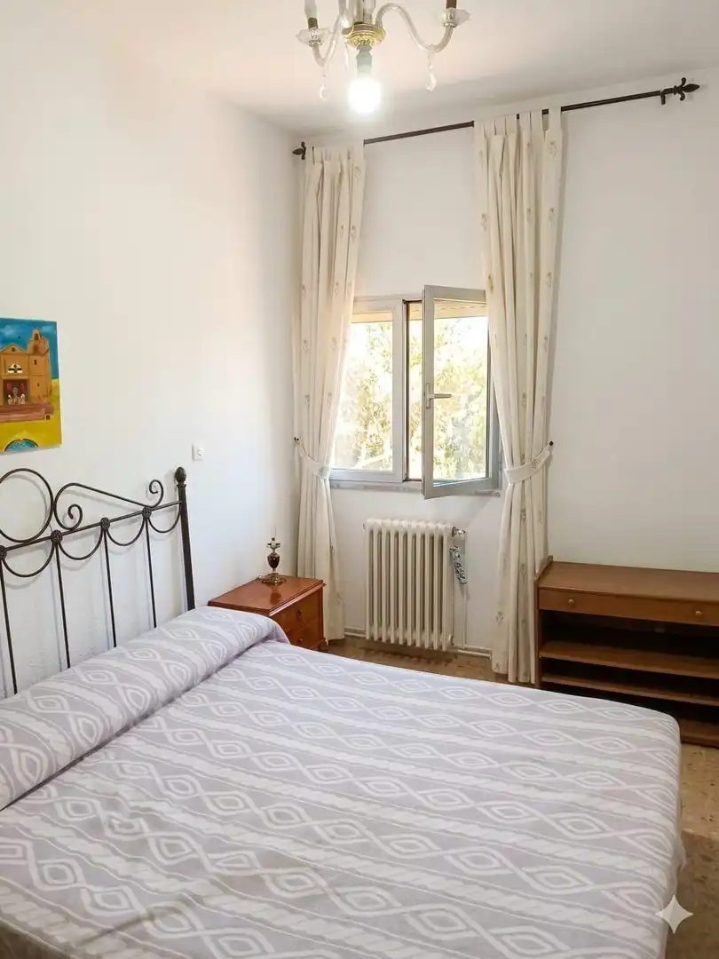 Dormitori de Casa o xalet en venda en Piedrabuena amb Calefacció, Jardí privat i Terrassa