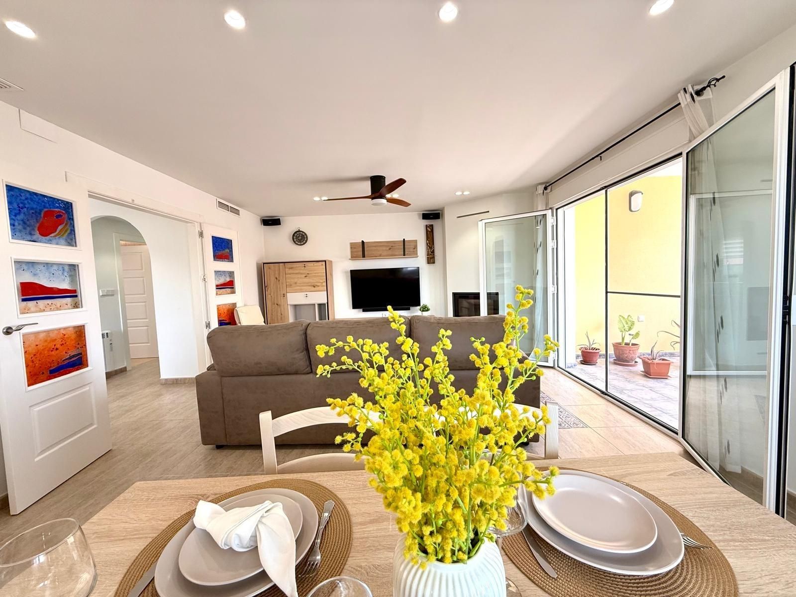Sala d'estar de Casa o xalet en venda en Molina de Segura amb Aire condicionat, Jardí privat i Terrassa