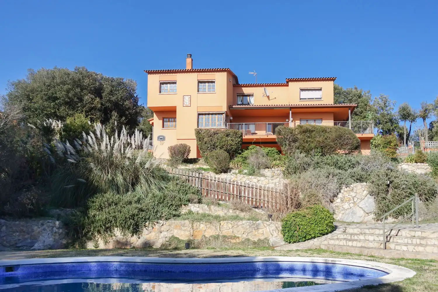 Casa con piscina in vendita a Carrer Pujada dels Lledoners, imagen 3