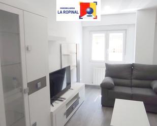 Living room of Flat to rent in Salamanca Capital  with Heating, Parquet flooring and Terrace
