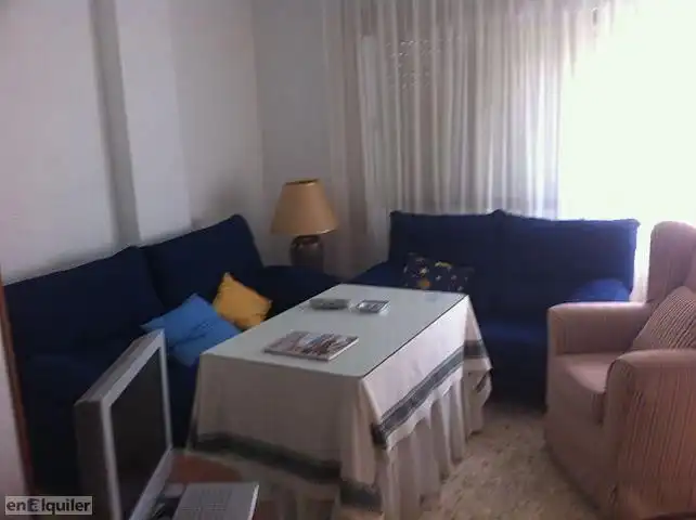Piso en alquiler en Santa Marina, imagen 2