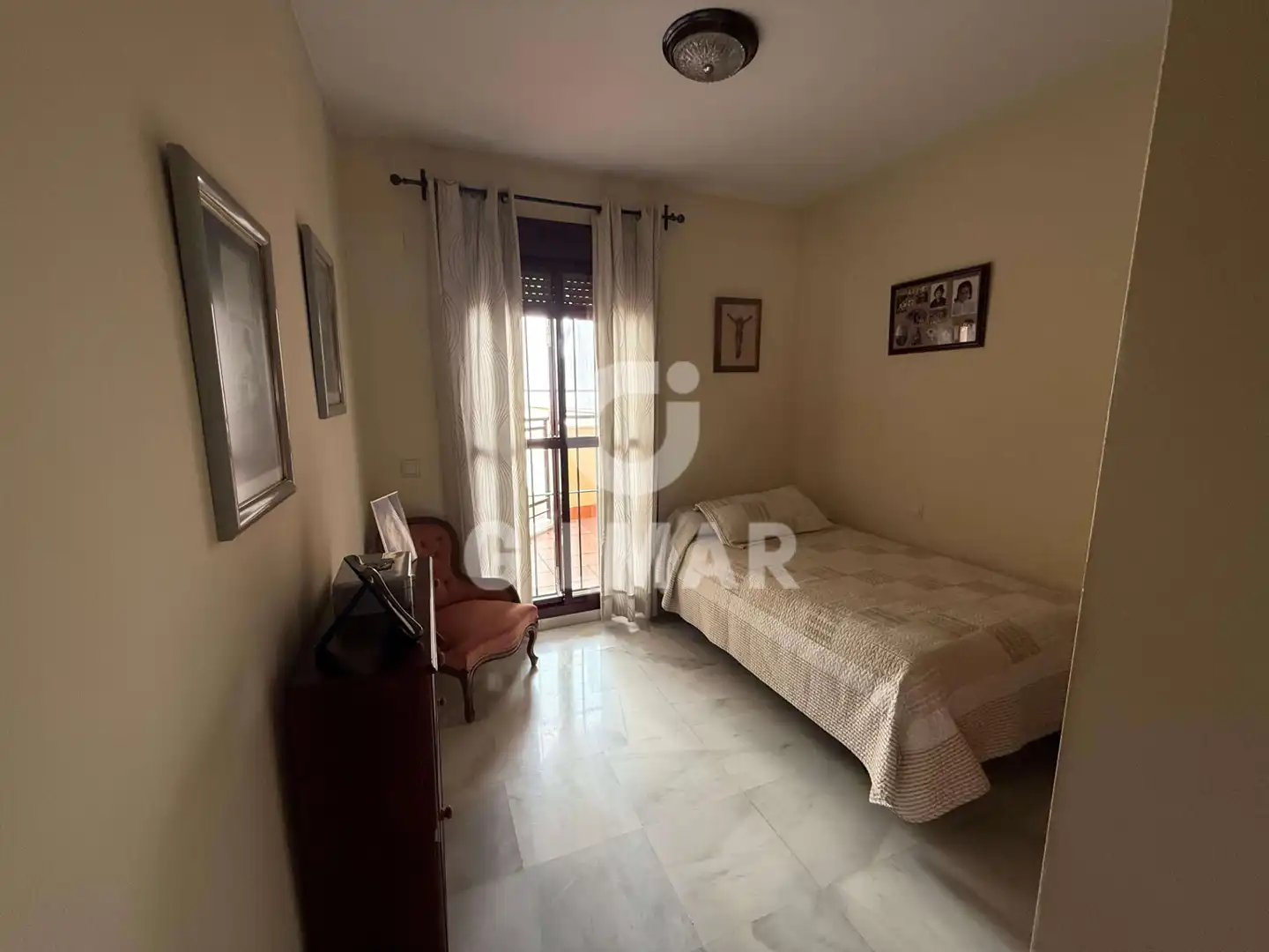 Bedroom of Flat for rent in Sevilla  with Air Conditioner, Heating and Terrace