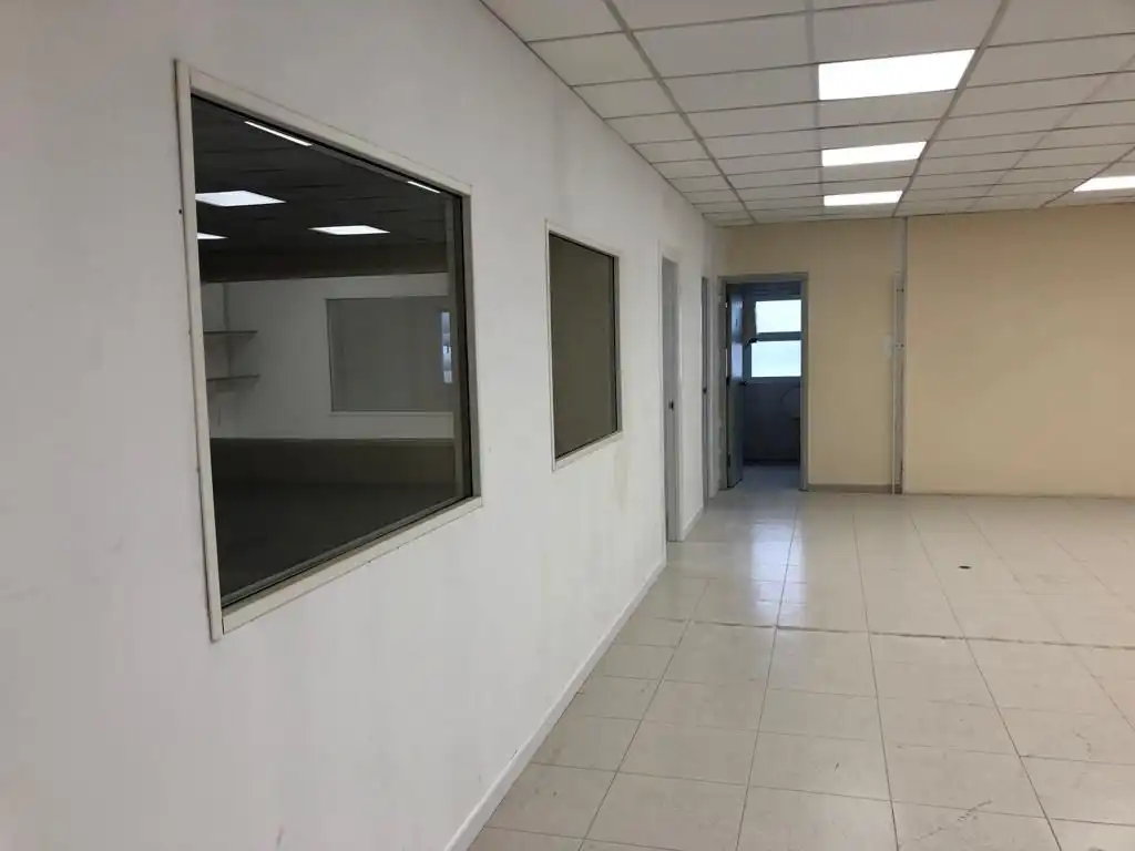 Industrial building to rent in Carrer de l'Oliverar 12, imagen 8
