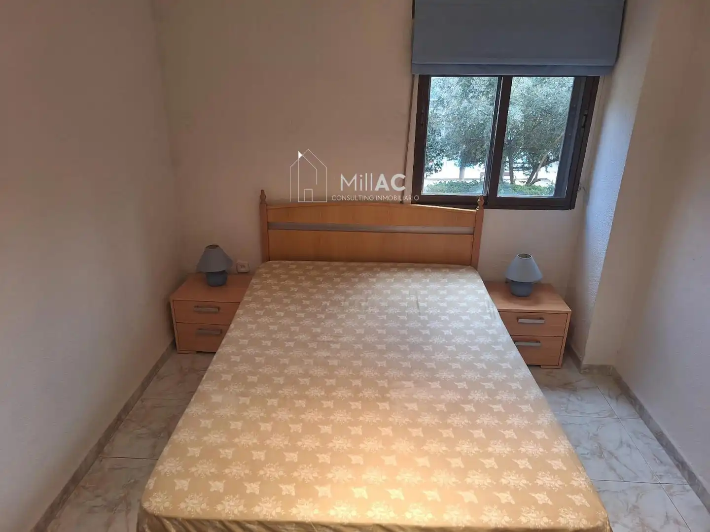 Bedroom of Flat for rent in Madrid  with Air Conditioner, Heating and Furnished