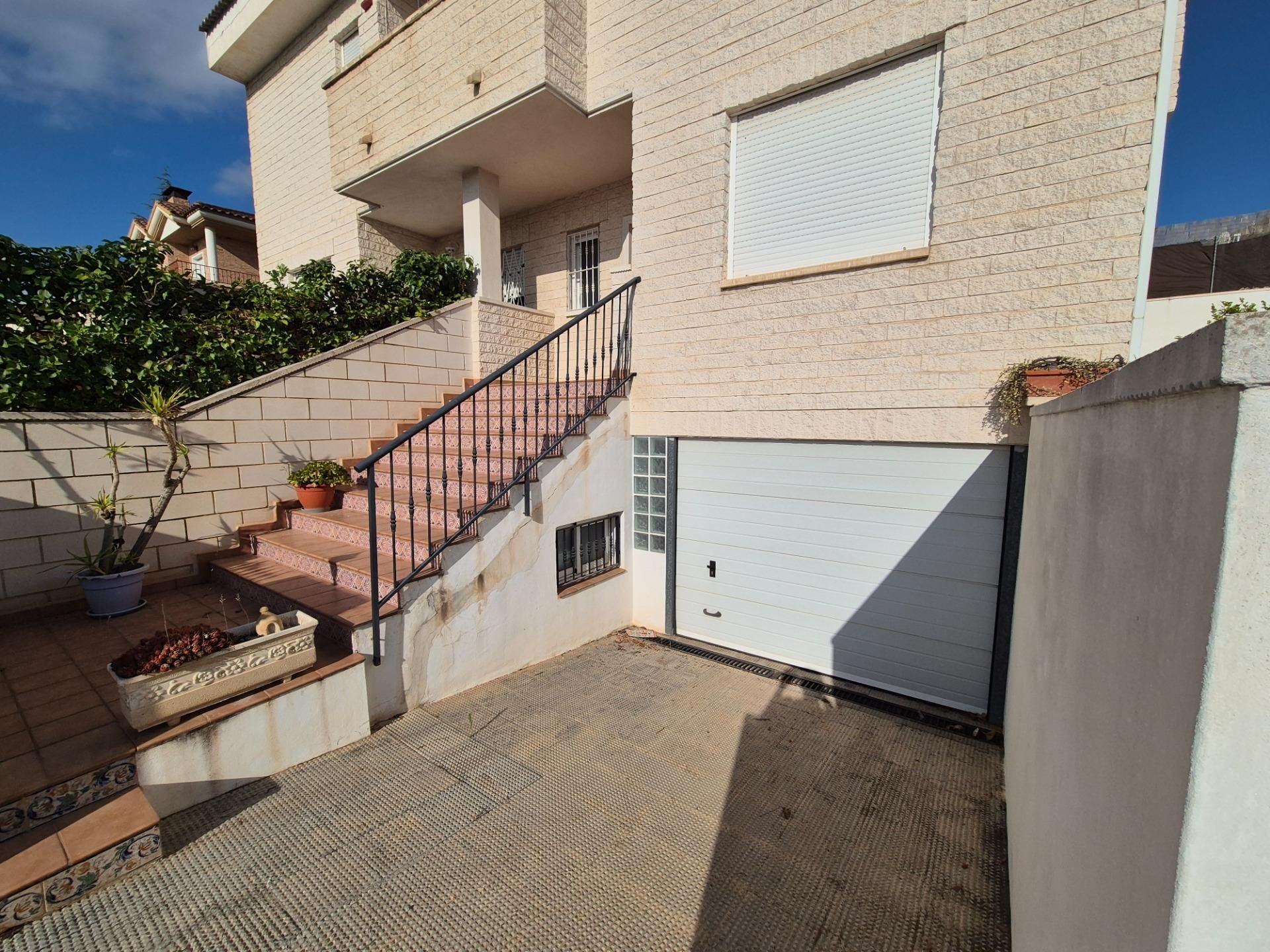 House or chalet for sale in Petrer