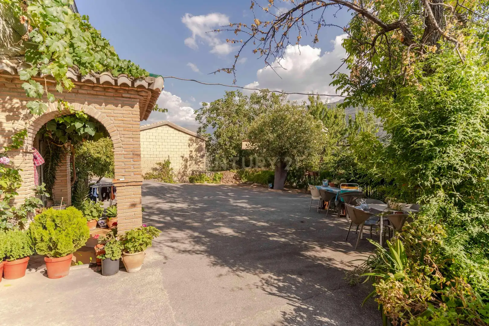 Jardín de Casa o chalet en venta en Güéjar Sierra con Jardín privado, Trastero y Piscina