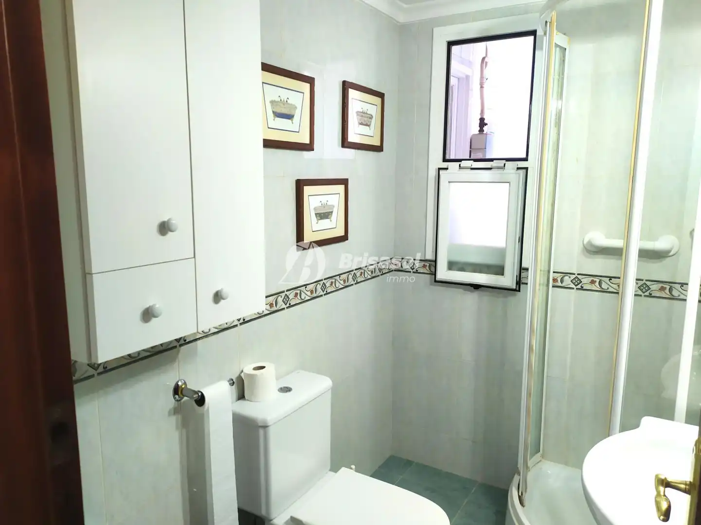 Baño de Piso en venta en Tarragona con Calefacción, Trastero y Amueblado