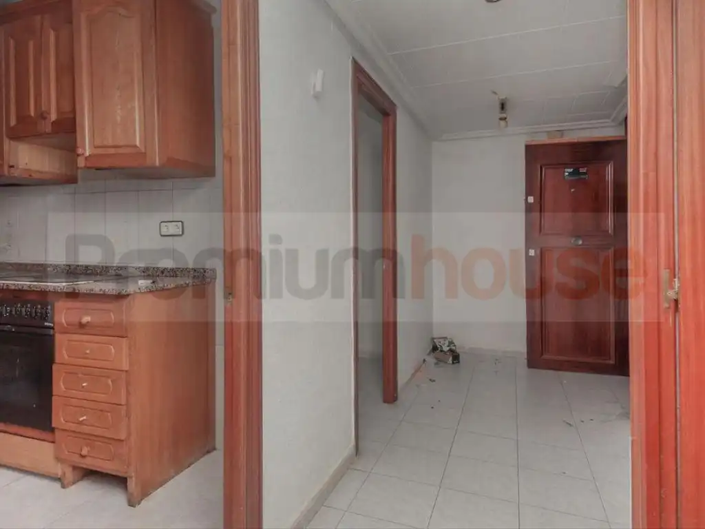 Flat with terrace for sale in Calle de Vila-seca, imagen 6