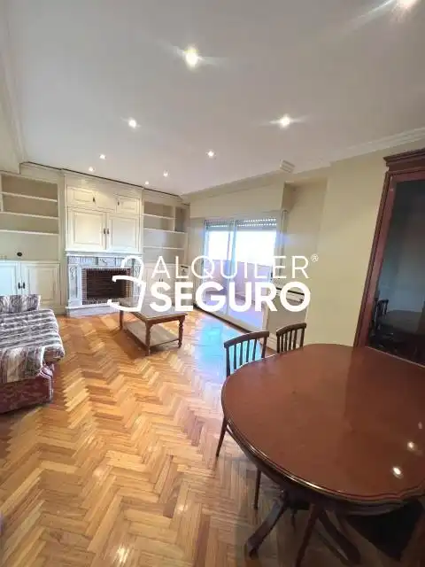 Living room of Flat for rent in Madrid  with Heating, Terrace and Furnished