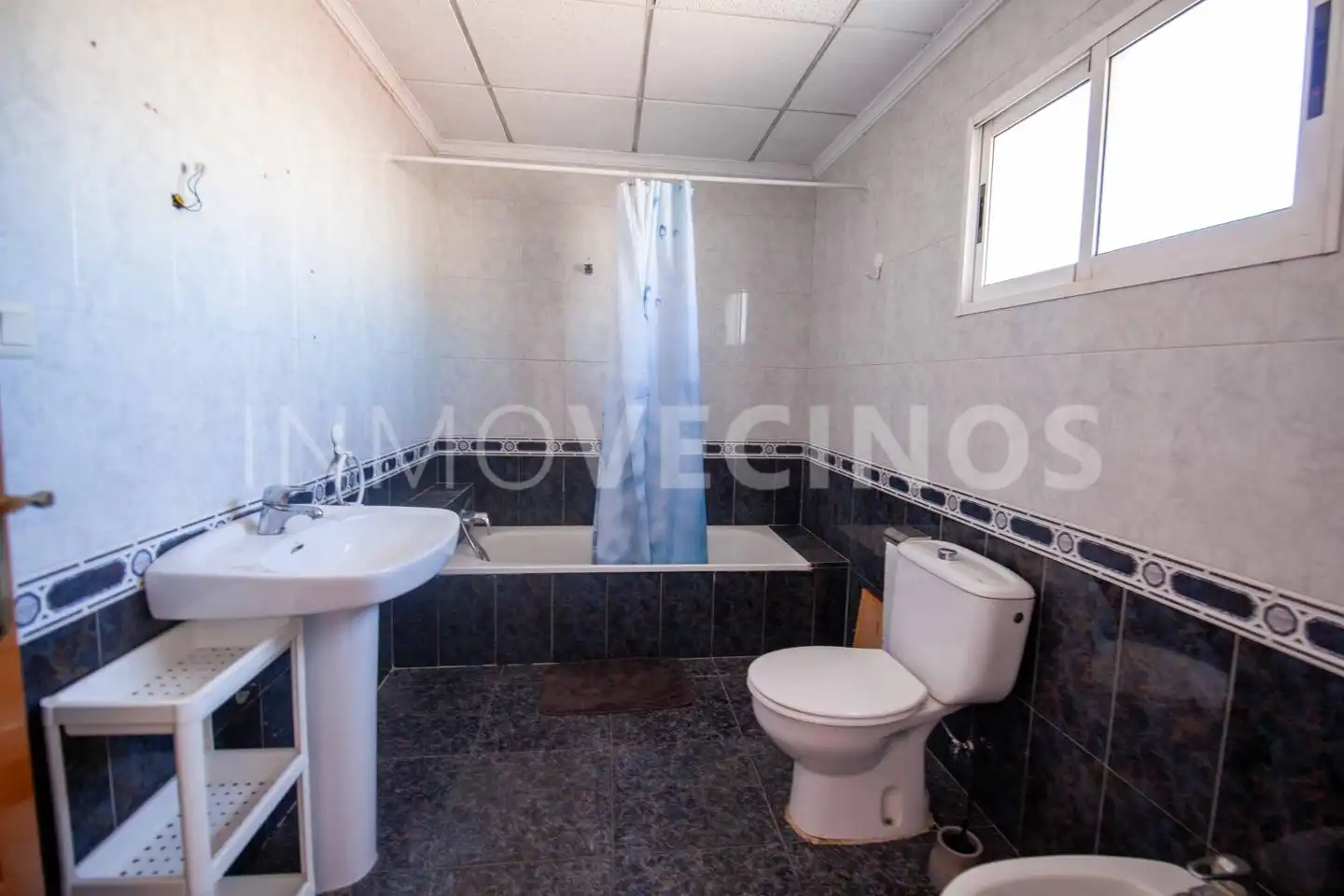 Baño de Local de alquiler en Tous