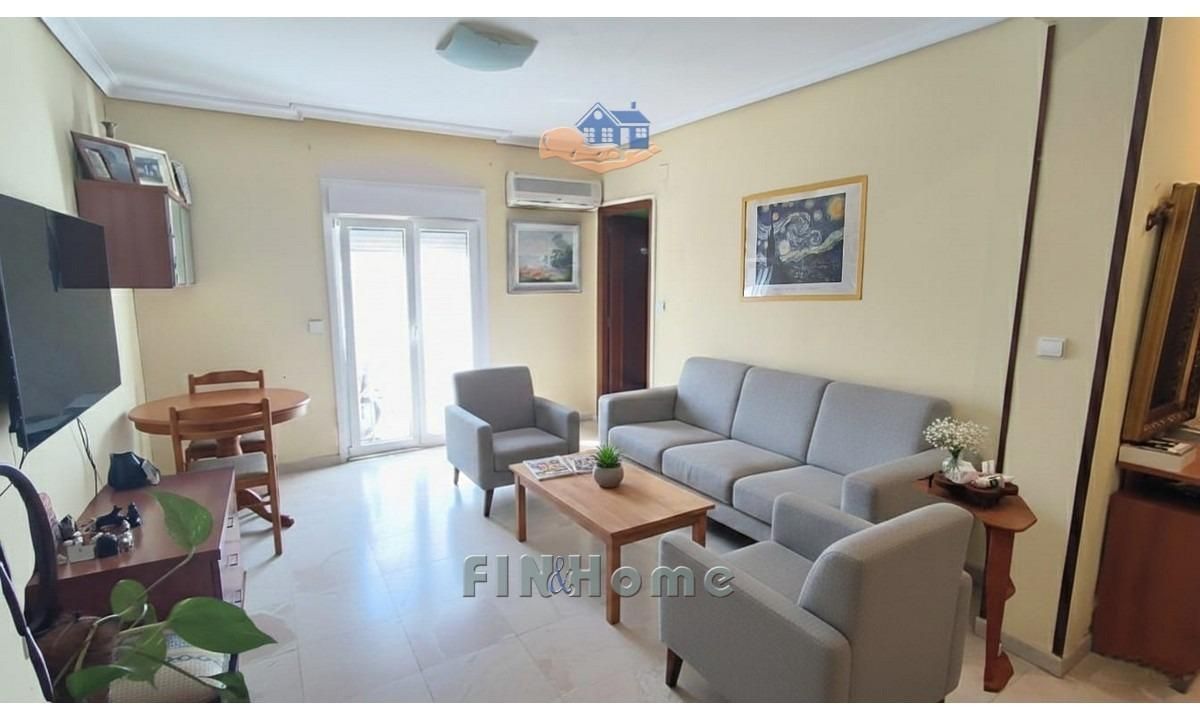 Exterior view of Flat for sale in  Sevilla Capital  with Air Conditioner, Private garden and Balcony