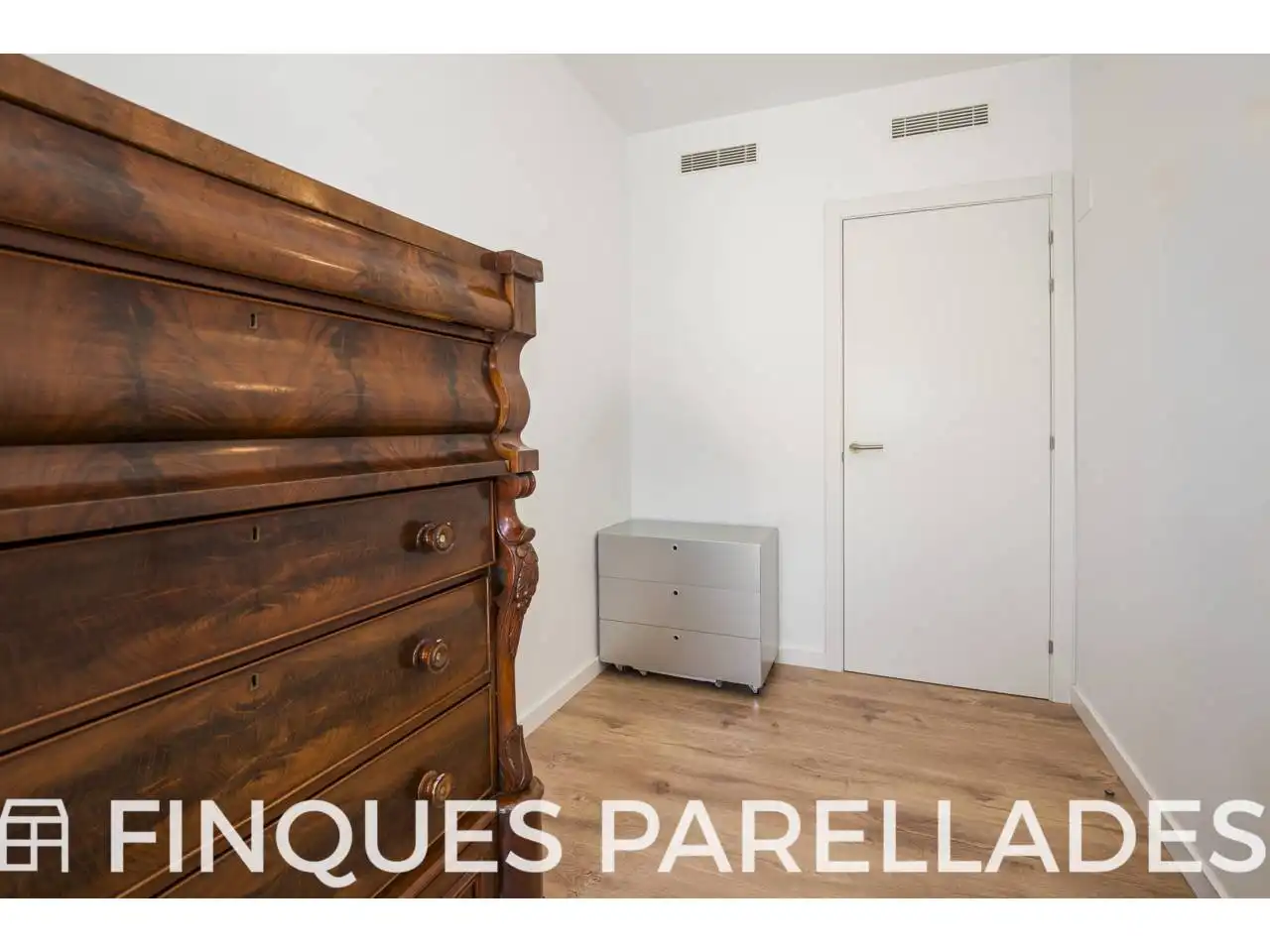 Habitación de Piso en venta en Sitges con Aire acondicionado, Calefacción y Jardín privado