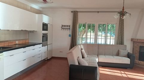 Foto 4 de Casa o xalet en venda a Calle Copérnico, 2, Avda Pescia - Ctra de Frigiliana, Nerja