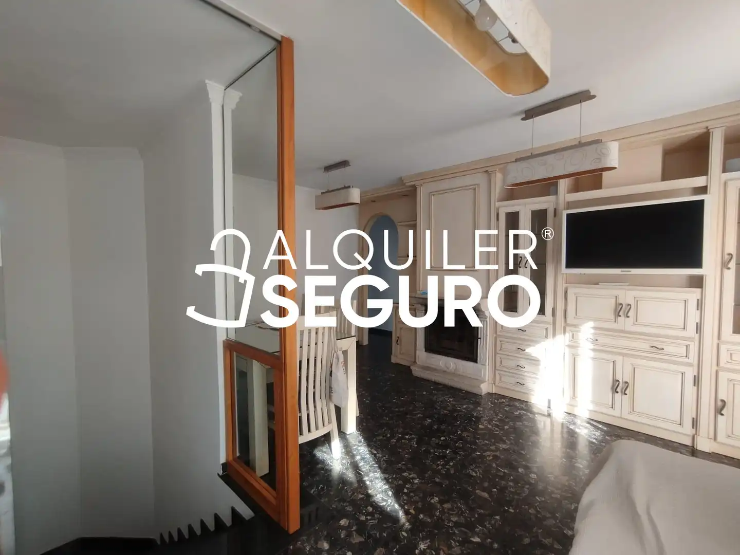 Schlafzimmer von Dachboden zur Miete in Mijas mit Klimaanlage, Heizung und Terrasse