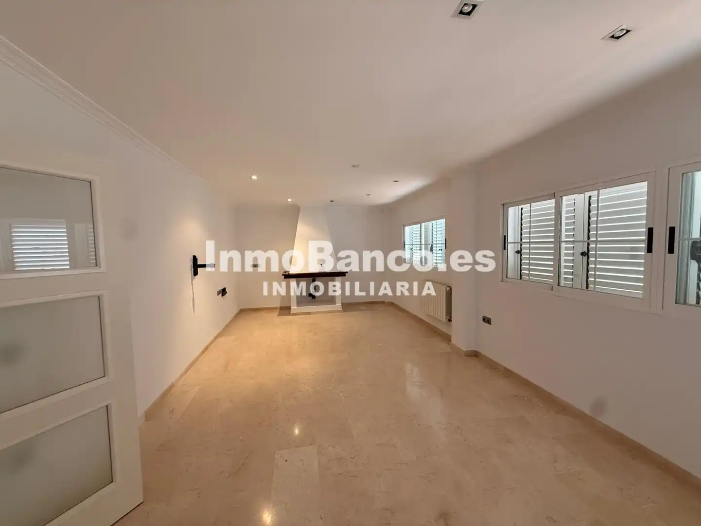 Villa mit Pool zum Verkauf in Avenida del Rio Turia 587, imagen 26