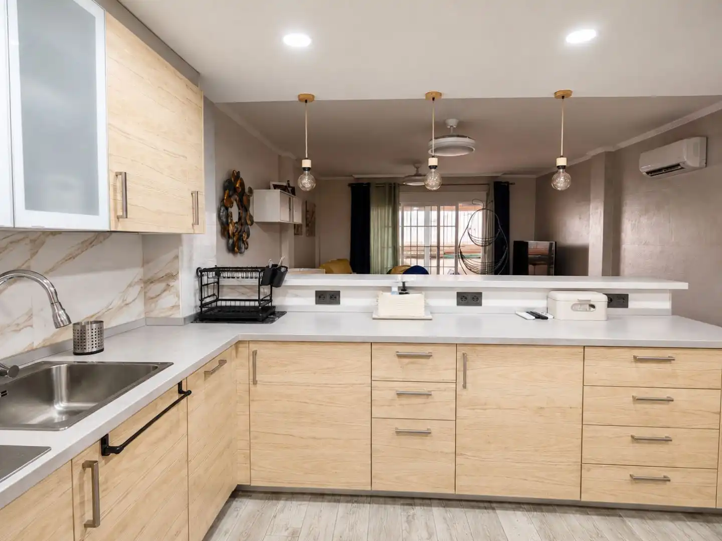 Cocina de Casa adosada en venta en Almuñécar con Aire acondicionado, Terraza y Balcón