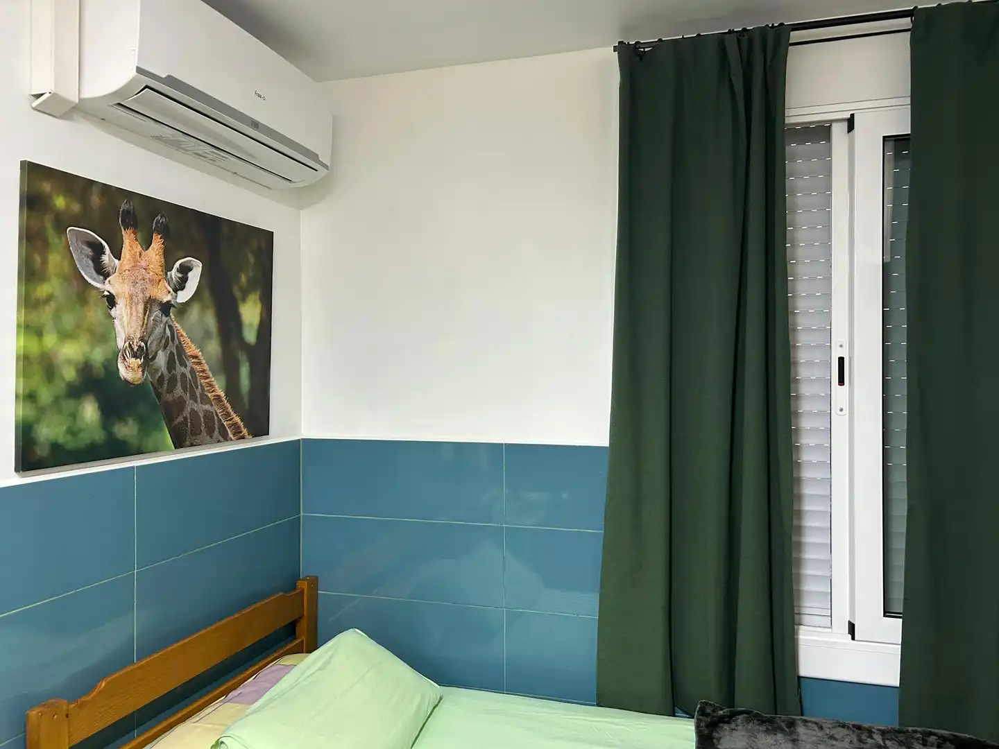Schlafzimmer von Wohnung zur Miete in Barcelona mit Klimaanlage, Heizung und Möbliert