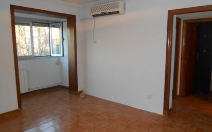 Bedroom of Flat to rent in  Madrid Capital  with Air Conditioner