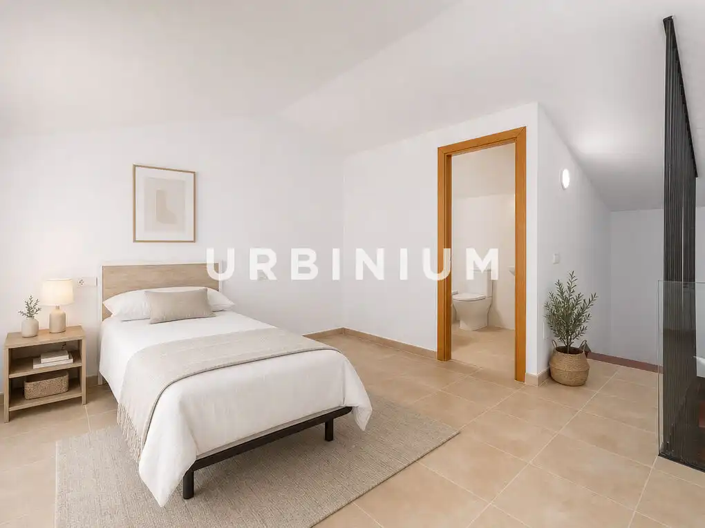 Habitación de Ático en venta en Palafrugell con Calefacción, Terraza y Horno