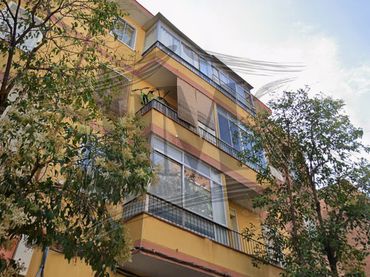 Piso en venta en Calle de la Laguna 50
