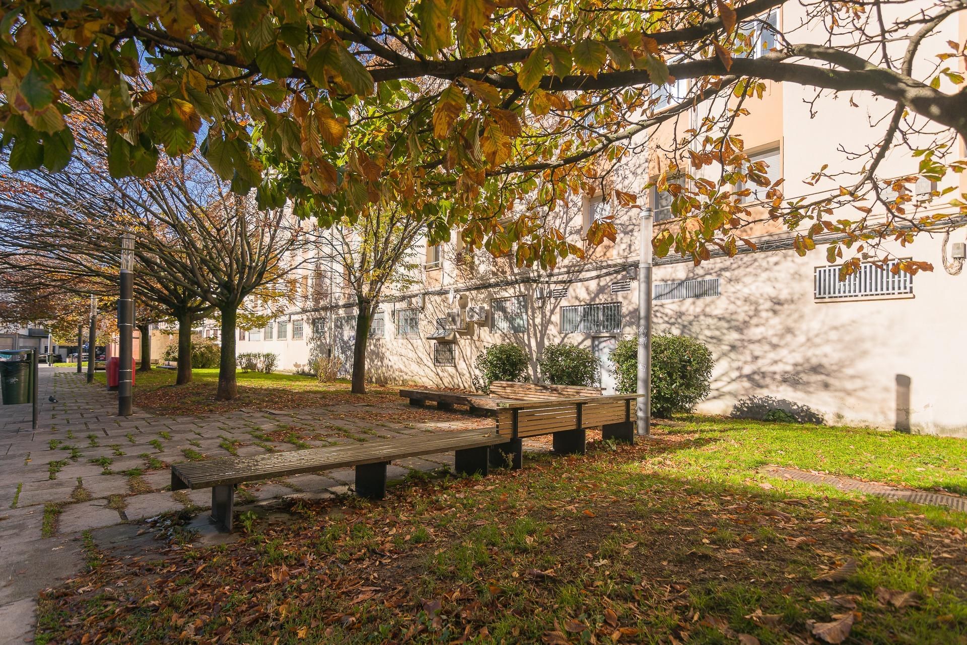 Vista exterior de Pis en venda en  Pamplona / Iruña amb Calefacció i Parquet