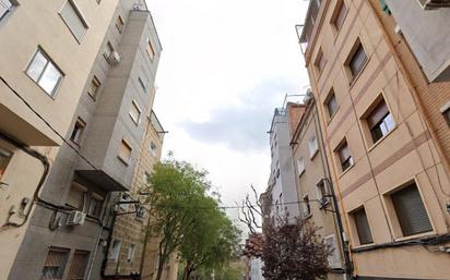 Exterior view of Attic for sale in L'Hospitalet de Llobregat  with Air Conditioner, Heating and Balcony