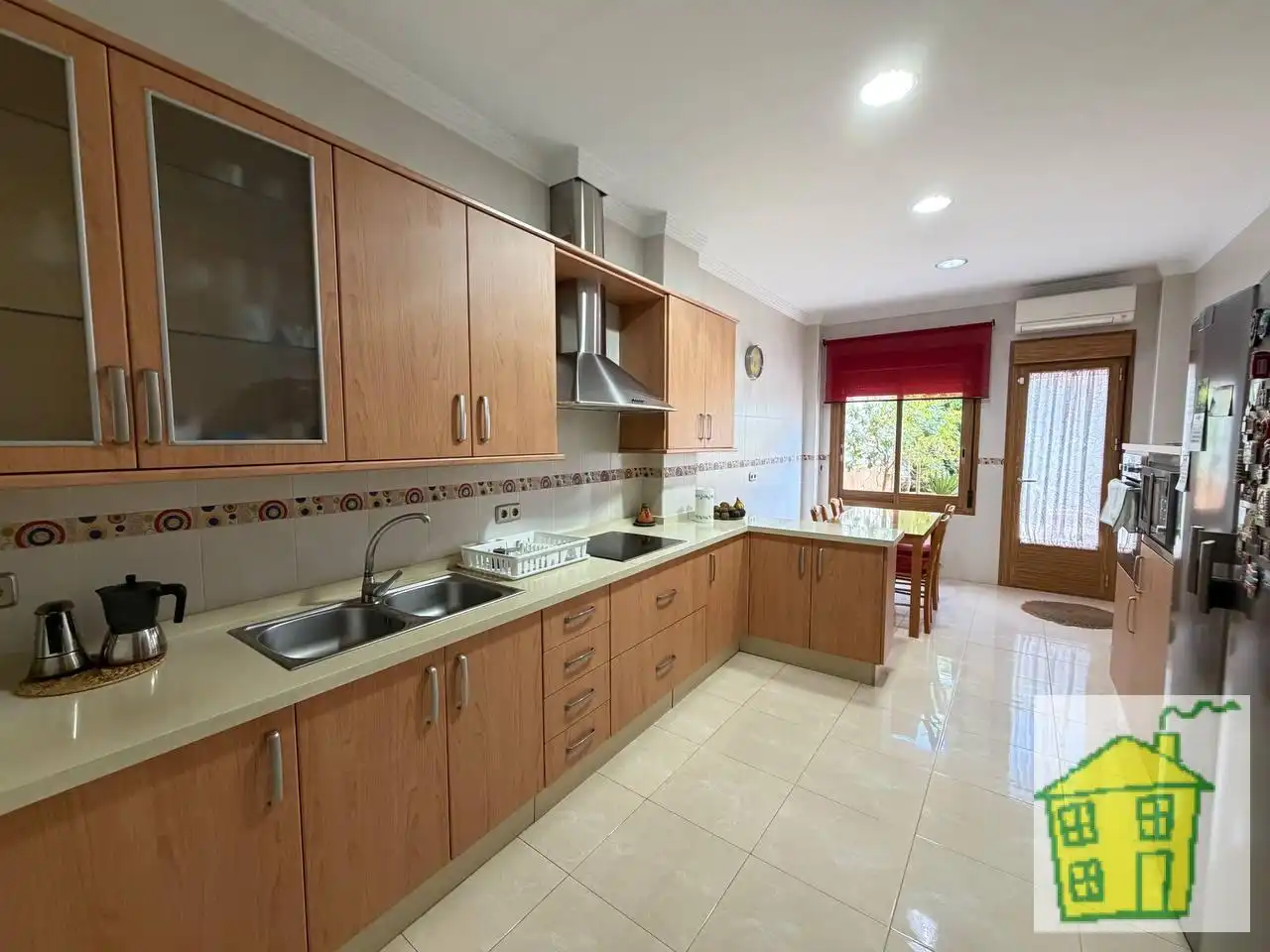 Kitchen of Houses for sale in Marmolejo  with Air Conditioner, Heating and Private garden